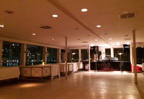 2階メインフロア(DJブースver)の画像