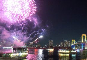 お台場冬の花火大会の画像